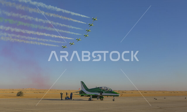 صورة لاستعراض فريق الصقور السعودية باليوم الوطني السعودي السرب الثامن والثمانون في معرض الطيران - الثمامة ، 7 طائرات بي أي إي هوك تقدم عروض جوية في سماء المملكة العربية السعودية ، فعاليات ومهرجانات سياحية بالسعودية