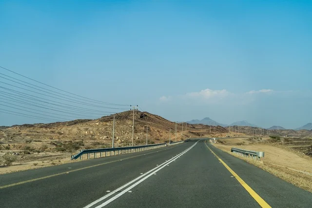 Natural scenery in the village of Mudrikah on the Jeddah road in Mecca, a historic old popular area, the mountainous terrain and paved roads between the mountains in the city, the Kingdom of Saudi Arabia.