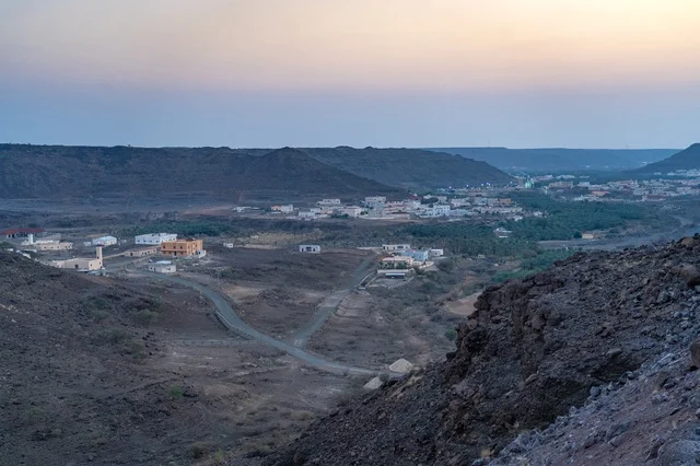 Natural scenery in the village of Mudrikah on the Jeddah road in Mecca, a historic old popular area, the mountainous terrain and paved roads between the mountains in the city, the Kingdom of Saudi Arabia.