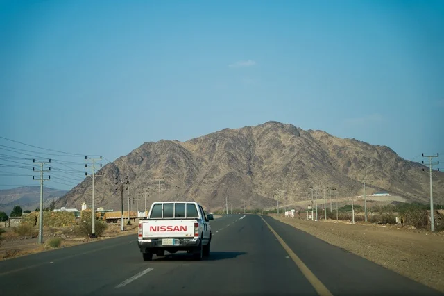 Natural scenery in the village of Mudrikah on the Jeddah road in Mecca, a historic old popular area, the mountainous terrain and paved roads between the mountains in the city, the Kingdom of Saudi Arabia.