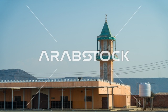 مسجد على الطراز التراثي الشعبي في قرية مدركه على طريق جده في مكه المكرمه, منطقه شعبيه تاريخيه قديمه, المملكه العربيه السعوديه