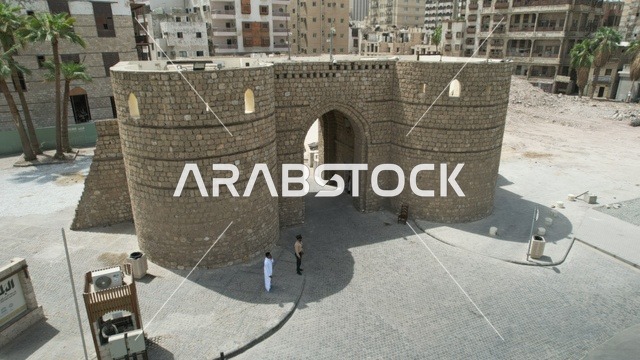 بوابة مكه التاريخيه في جده البلد, معلم اثري تاريخي شعبي, السياحه في المملكه العربيه السعوديه