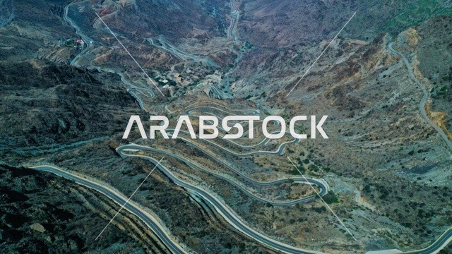 التضاريس الجبليه في الهدا جنوب السعوديه, الطرق المعبده المتعرجه في مدينة ابها, طبيعة الجبال الصخريه الوعره, خلفية الطبيعه