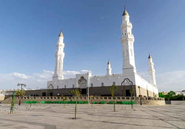 Quba Mosque Medina Exterior and Minarets Daylight
