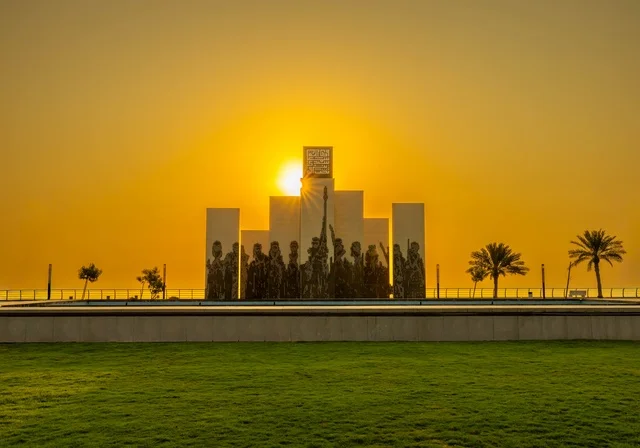 مجسم كورنيش الخبر بالمنطقة الشرقية وقت الغروب في السعودية