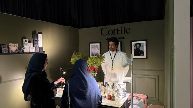 معرض العطور في إكسبو الظهران
