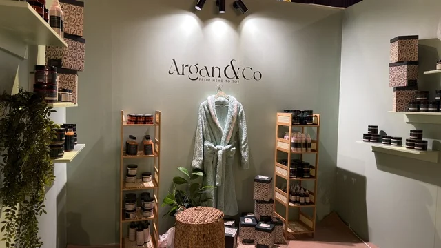 جناح عرض أركان آند كو في فعالية الظهران