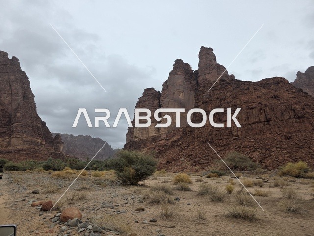 جبال تبوك السعودية تضاريس الحجر الرملي الأحمر