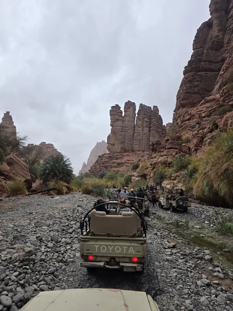 سيارات الدفع الرباعي في جبال تبوك السعودية