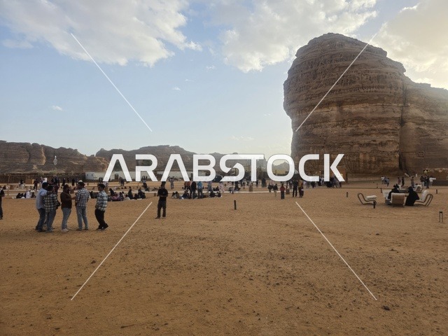 جبل الفيل في العلا السعودية معالم سياحية صحراوية