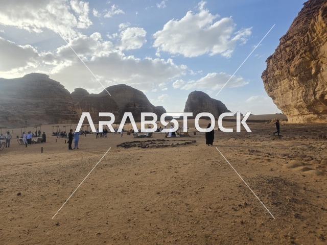 صحراء العلا في السعودية مع التشكيلات الصخرية