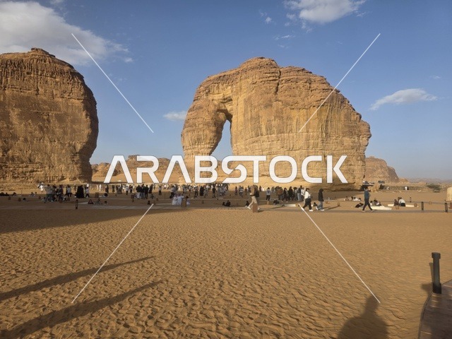 صخرة الفيل منطقة العلا السعودية تشكيل صخري طبيعي