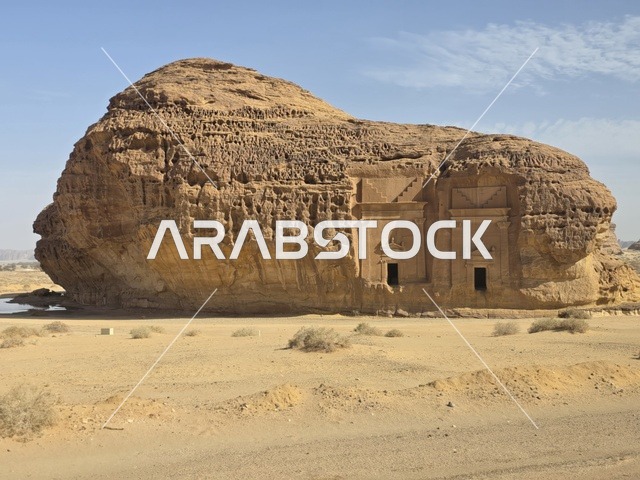 مقابر الأنباط القديمة في الحجر بالعلا السعودية