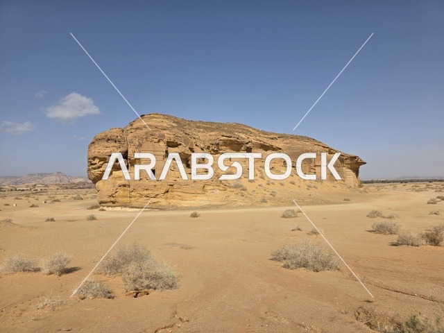 المقابر النبطية القديمة في العلا السعودية