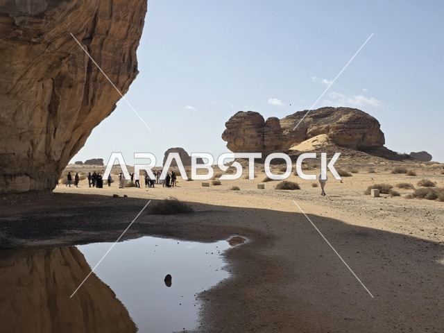 جبال العلا والتكوينات الصخرية في المملكة العربية السعودية