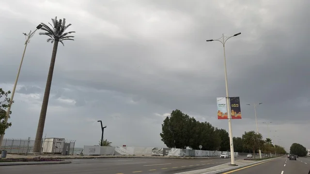 العيد في الشرقيه, التجول والترفيه في شوارع كورنيش الدمام, الديكور  ولوحات التهنئه بالعيد السعيد, السياحه في السعوديه