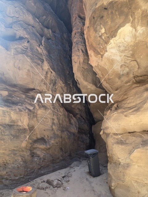 تكوينات صخرية في وادي العلا بالمملكة العربية السعودية