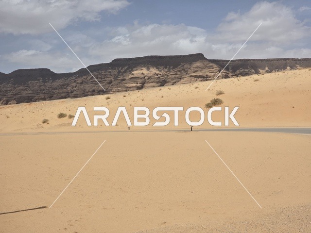 جبال العلا السعودية طريق صحراوي رملي