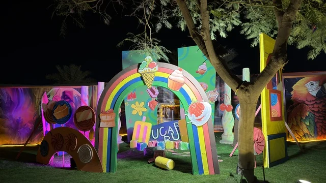 فعالية حديقة العجائب في الجبيل ليلا, السياحه والترفيه في الدمام, اماكن عائليه وحدائق ممتعه  للسياحه في المملكه العربيه السعوديه