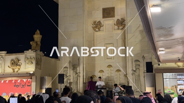 عرض موسيقي حي في الجناح الإيراني بالقرية العالمية دبي