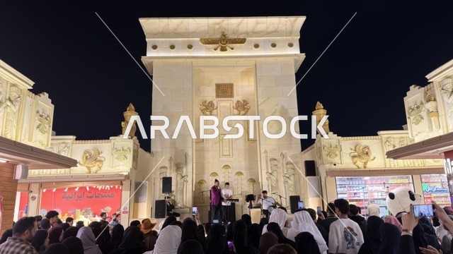 عرض حي في جناح إيران بالقرية العالمية دبي