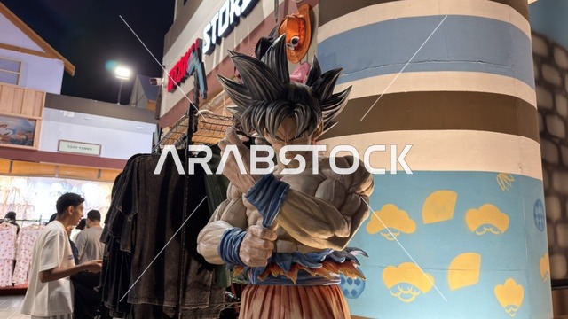 تمثال غوكو في بوليفارد وورلد الرياض ليلاً