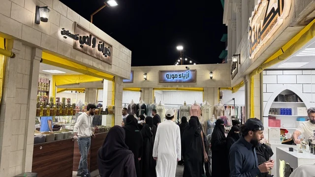 Night Market with Traditional Arabic Shops and Shoppers