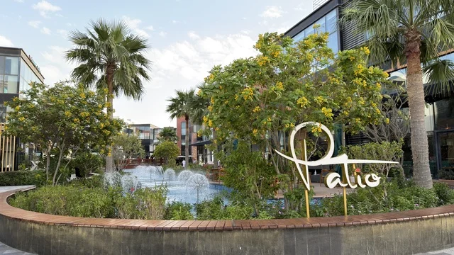 مجمع ذا باتيو التجاري والهندسة المعمارية الخارجية