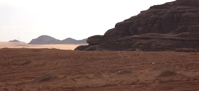 جبال وصحراء تبوك في المملكة العربية السعودية