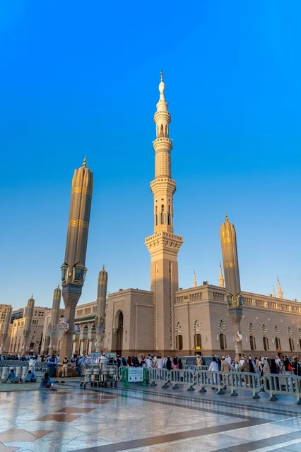 Al-Masjid an-Nabawi Medina Mosque Minaret Courtyard