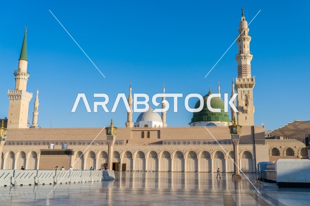 المسجد النبوي الشريف والقبة الخضراء في المدينة المنورة
