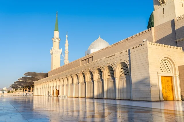 المسجد النبوي الشريف في المدينة المنورة عمارة إسلامية المسجد النبوي الشريف في المدينة المنورة عمارة إسلامية
