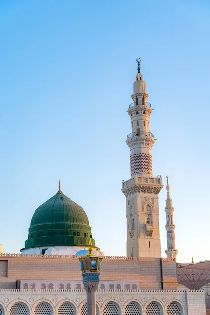 القبة الخضراء ومآذن المسجد النبوي في المدينة المنورة القبة الخضراء ومآذن المسجد النبوي في المدينة المنورة