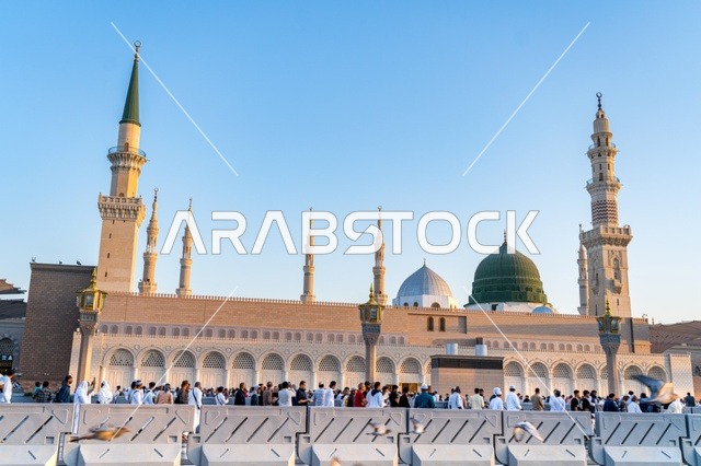 المسجد النبوي الشريف بالمدينة المنورة والقبة الخضراء