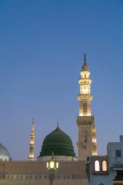 Green Dome Al-Masjid an-Nabawi Medina Saudi Arabia Dusk