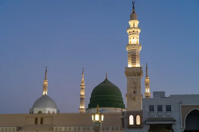 المسجد النبوي المدينة المنورة القبة الخضراء ليلاً المسجد النبوي المدينة المنورة القبة الخضراء ليلاً