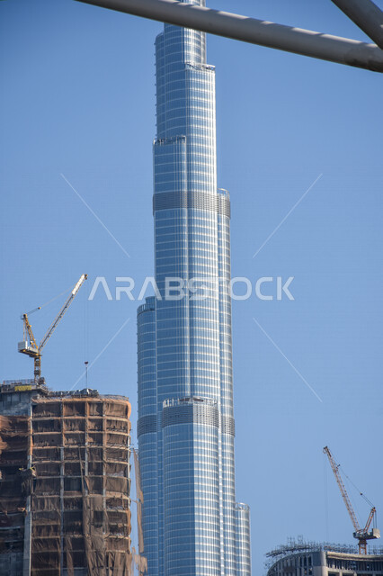 برج خليفة في دبي بالامارات العربية المتحدة، الفن الهندسي المعماري بالإمارات، معالم الإمارات المشهورة، ابراج وناطحات سحاب، السياحة في الإمارات