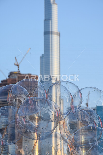 برج خليفة في دبي بالامارات العربية المتحدة، الفن الهندسي المعماري بالإمارات، معالم الإمارات المشهورة، ابراج وناطحات سحاب، السياحة في الإمارات