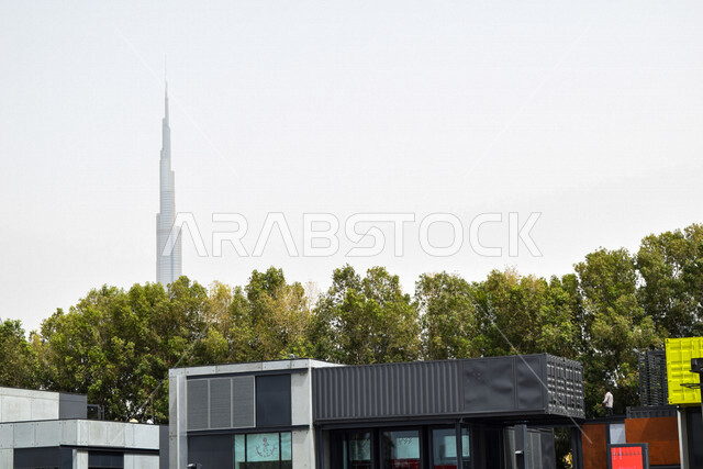 برج خليفة في دبي بالامارات العربية المتحدة، الفن الهندسي المعماري بالإمارات، معالم الإمارات المشهورة، ابراج وناطحات سحاب، السياحة في الإمارات