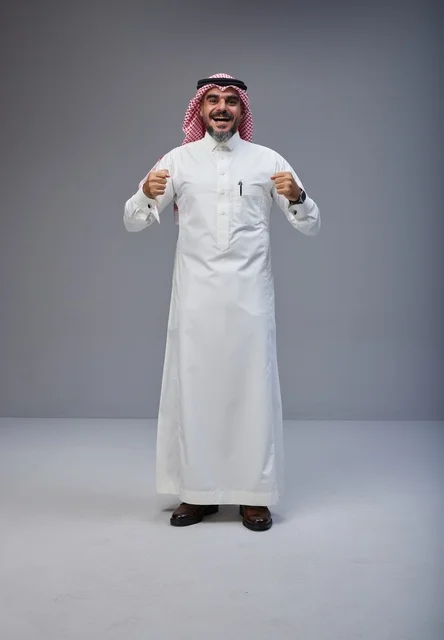 Enthusiastic Saudi Man in Traditional Dress Cheering