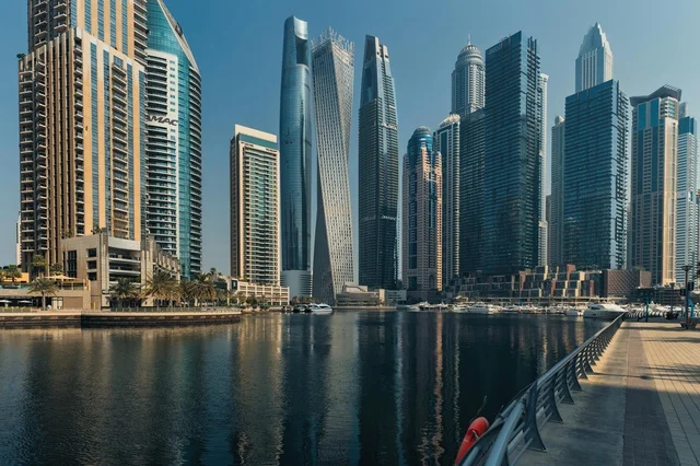Cayan Tower Dubai Marina Skyline Waterfront