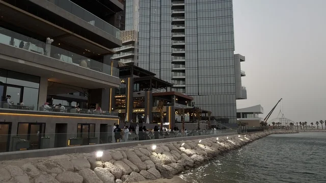 Mطل Complex Khobar Waterfront at Dusk