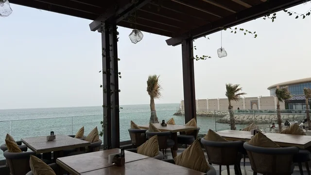 Matal Complex Al Khobar Restaurant Sea View Seating