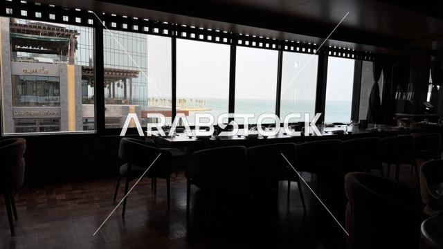 التصميم الداخلي لمطعم فاخر في مجمع مطل بالخبر