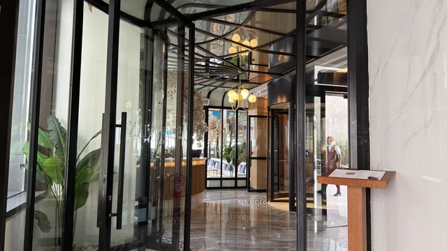 Motal Complex Al Khobar Modern Glass Entrance