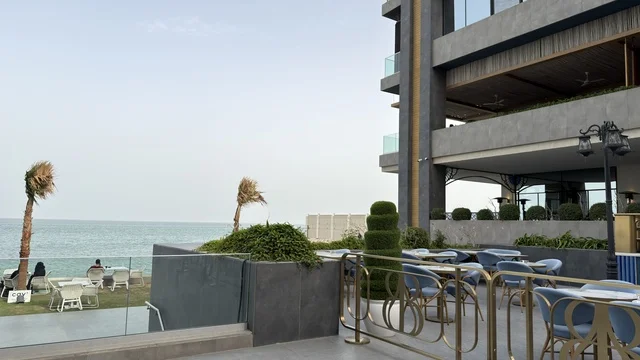 Matal Complex Al Khobar Seaside Restaurant Seating