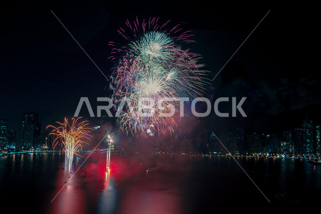 صورة للالعاب النارية في سماء دبي ، الاحتفال باليوم الوطني الاماراتي ، احتفالات راس السنة ، احتفالات ومناسبات في الامارات العربية المتحدة