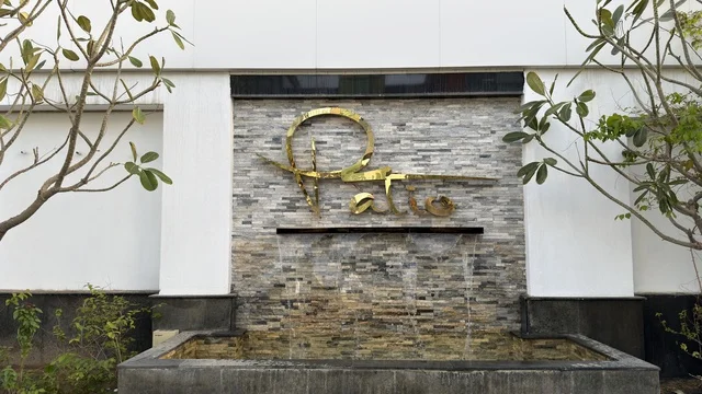 Patio Complex in Al Khobar, Saudi Arabia