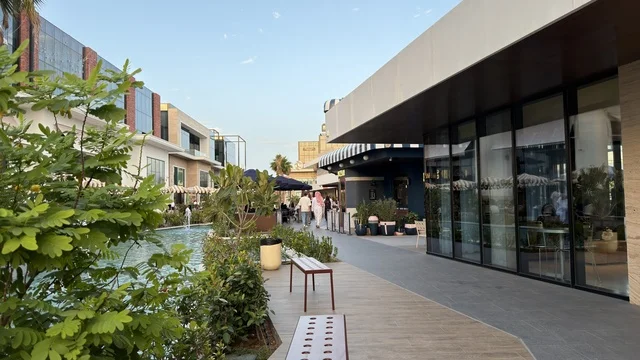 مجمع جراند هاوس مدينة الخبر  في حي الحزام الذهبي