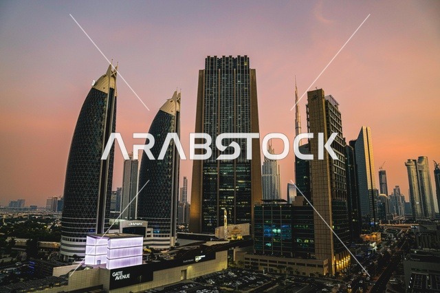 أفق دبي مركز دبي المالي العالمي وبرج خليفة وقت الغروب